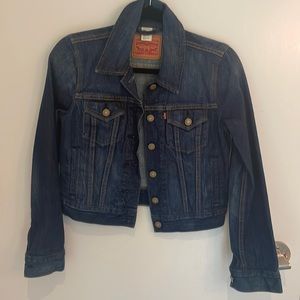 Levi’s trucker jean jacket